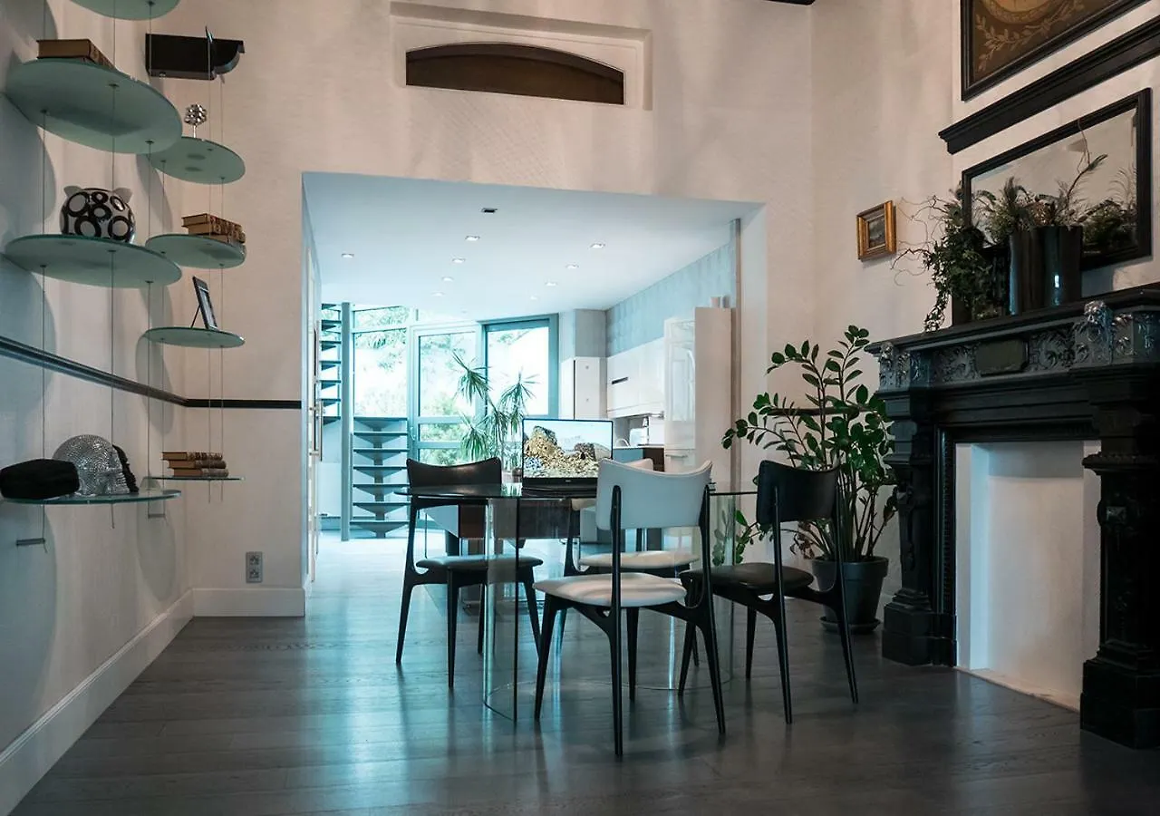 Place Jourdan Residence Brussels Bed & Breakfast